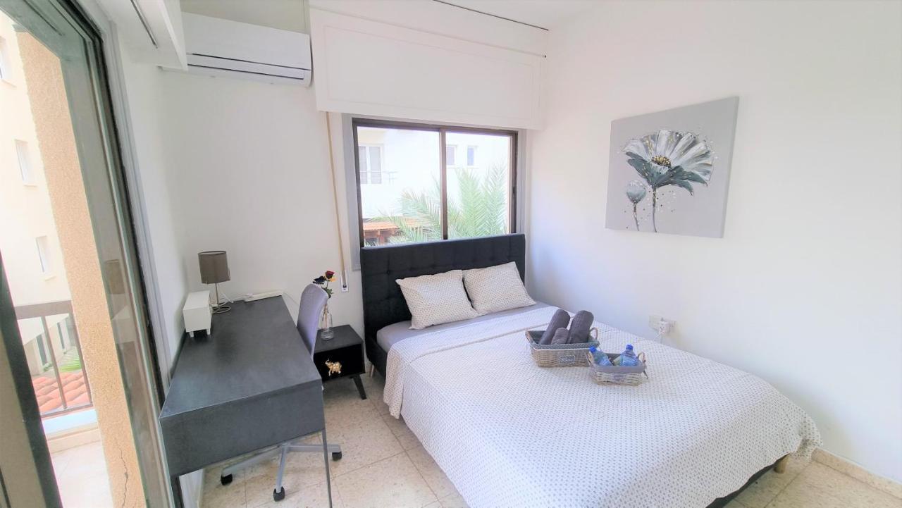 Cozy Beach Apt / 100 Mbit+ Netflix / Near Airport 拉纳卡 外观 照片